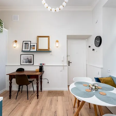 Blue Den Old Town Apartment *